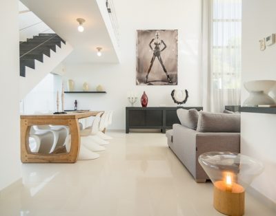 Villa Guy